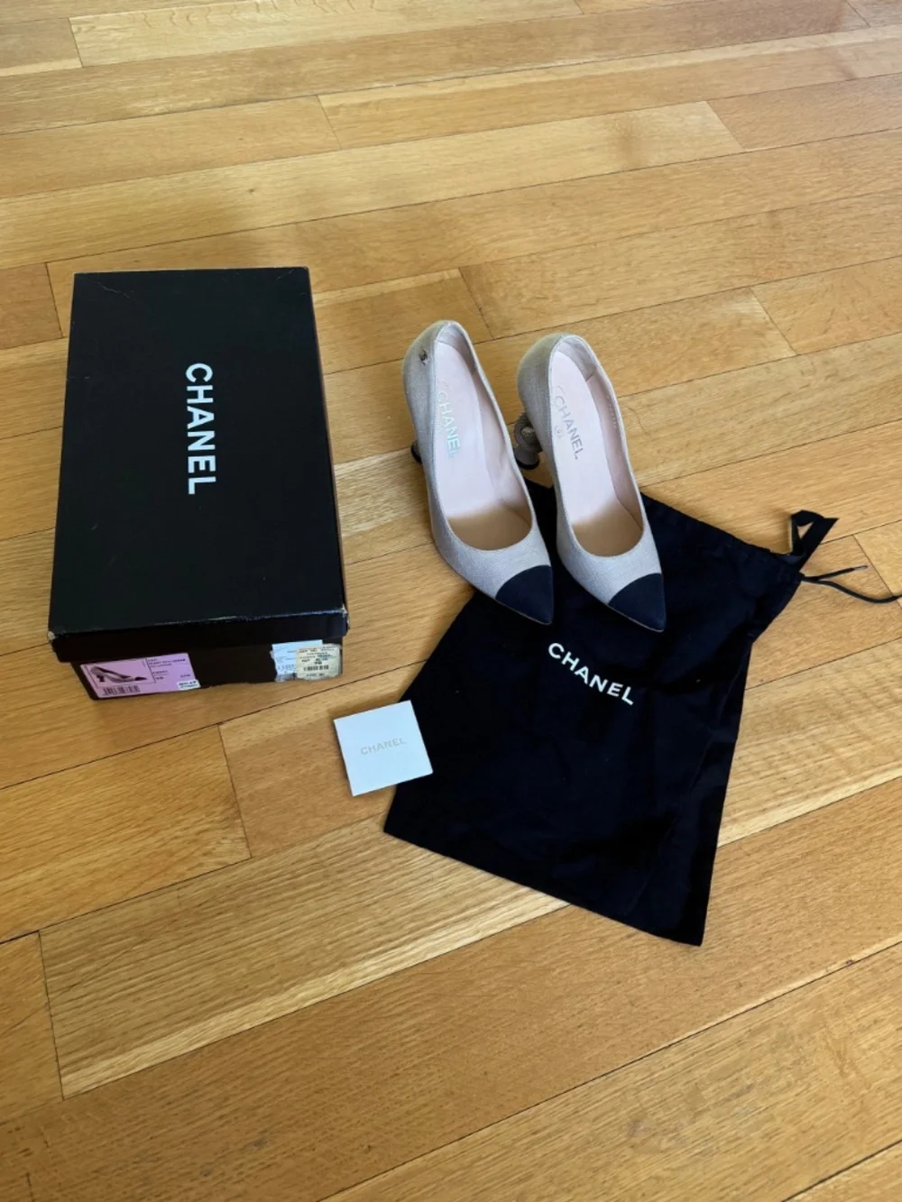 Chanel Colorblock Pattern Pumps - Picture 6 of 13